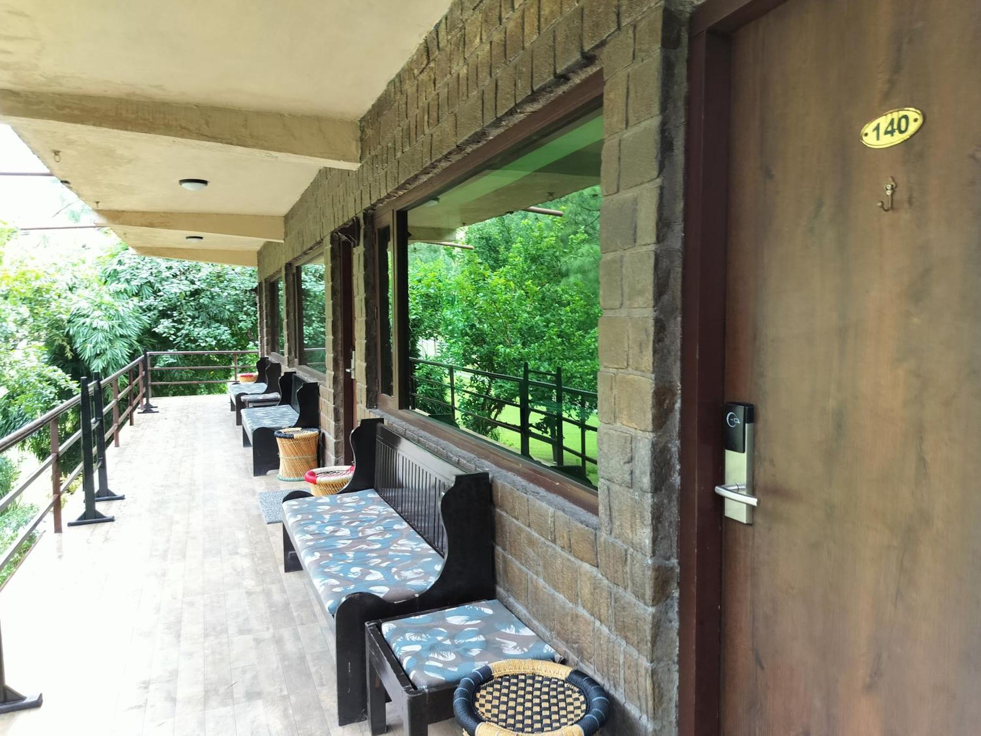 Bel-La Monde Hotel "Riverside" - Jim Corbett Garjia Eksteriør bilde