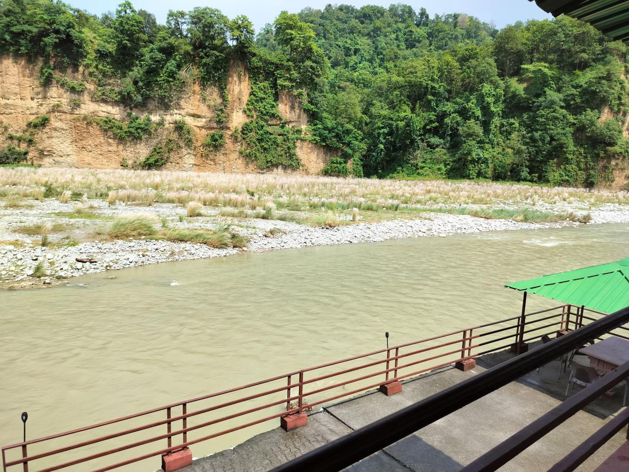 Bel-La Monde Hotel "Riverside" - Jim Corbett Garjia Eksteriør bilde