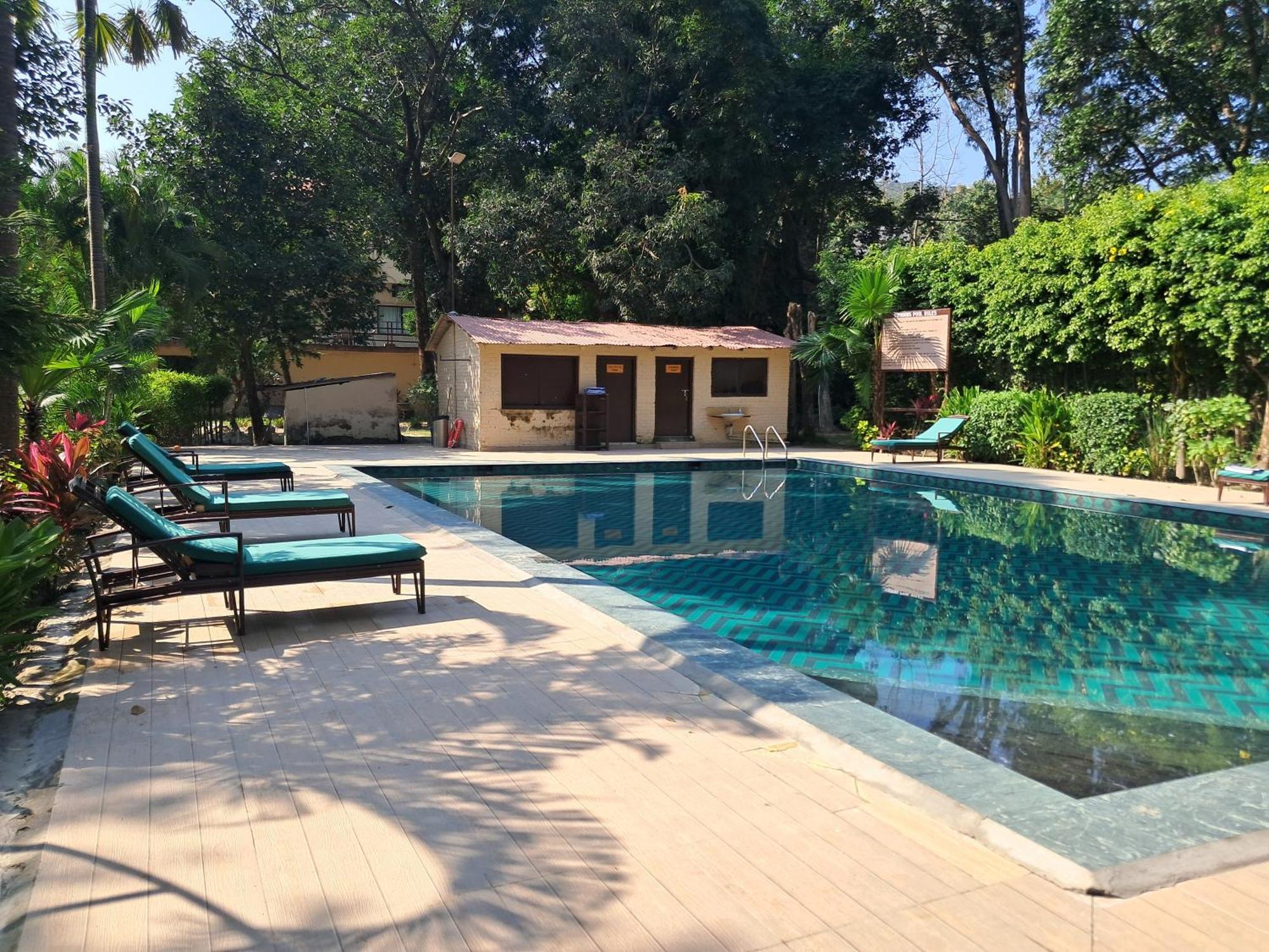 Bel-La Monde Hotel "Riverside" - Jim Corbett Garjia Eksteriør bilde