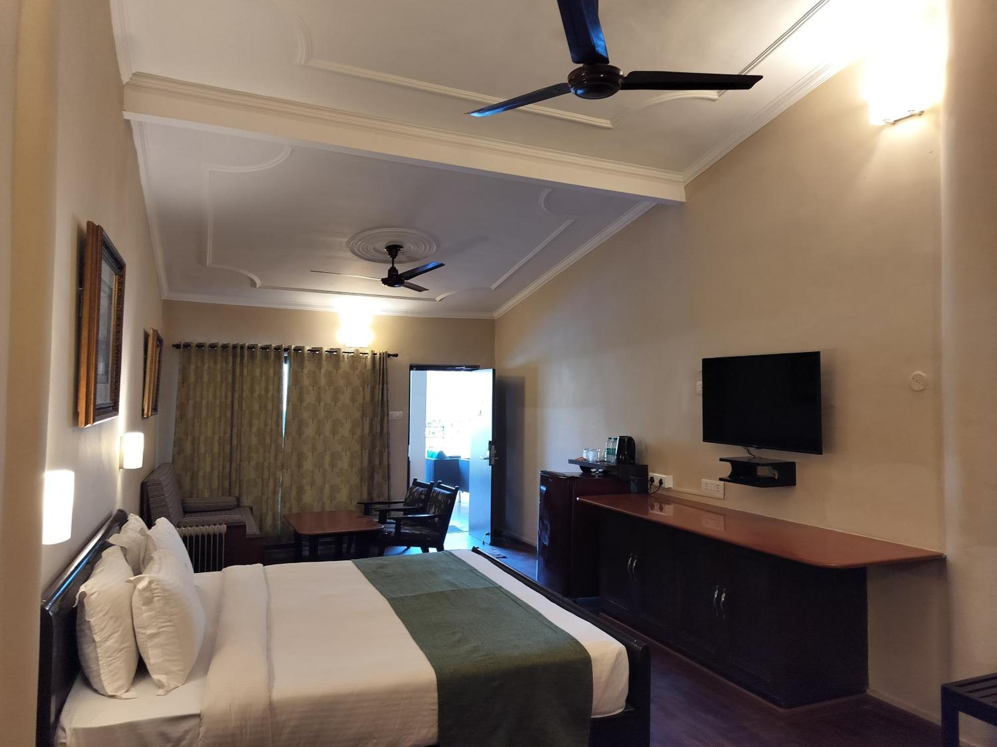Bel-La Monde Hotel "Riverside" - Jim Corbett Garjia Eksteriør bilde