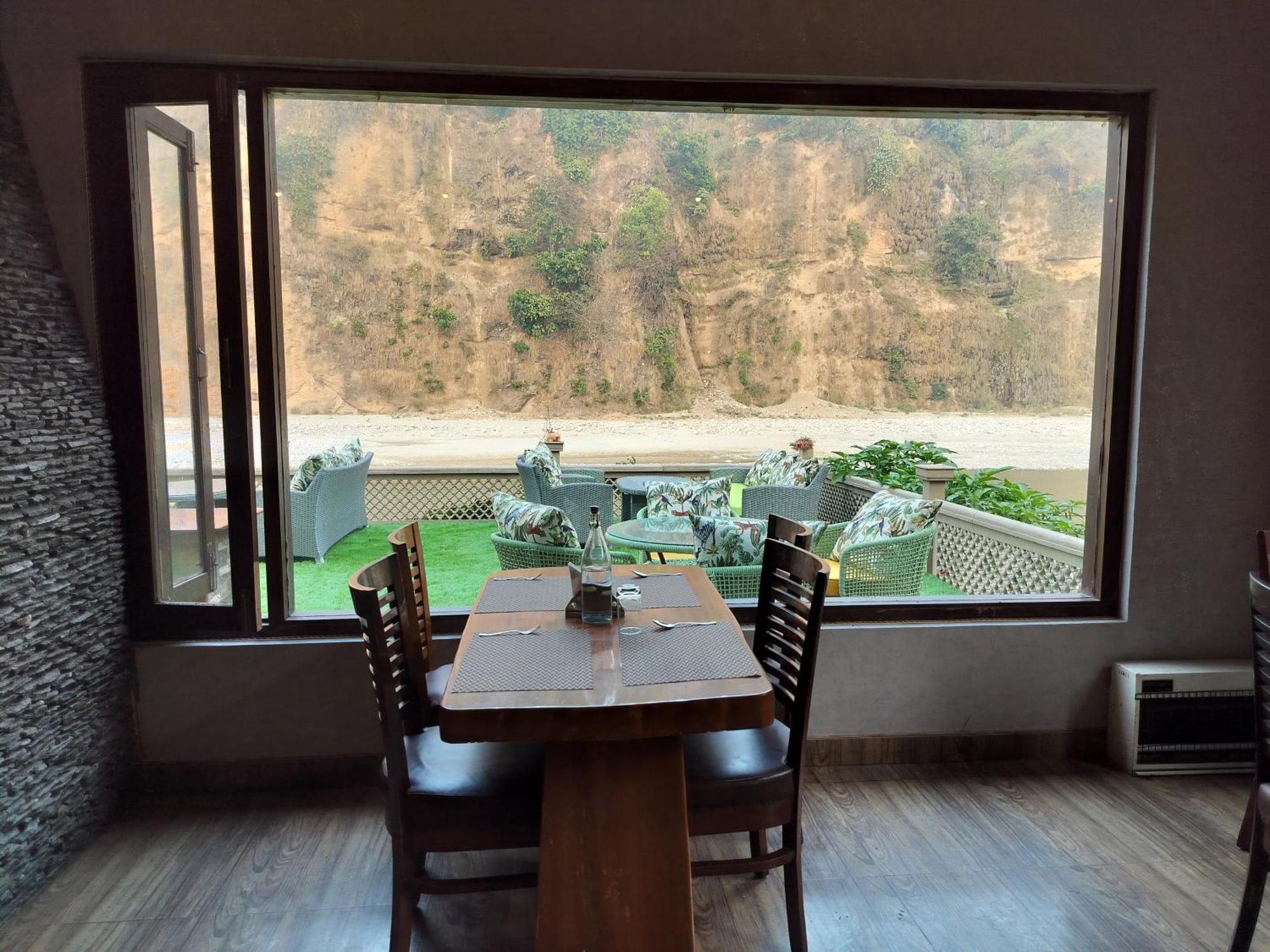 Bel-La Monde Hotel "Riverside" - Jim Corbett Garjia Eksteriør bilde