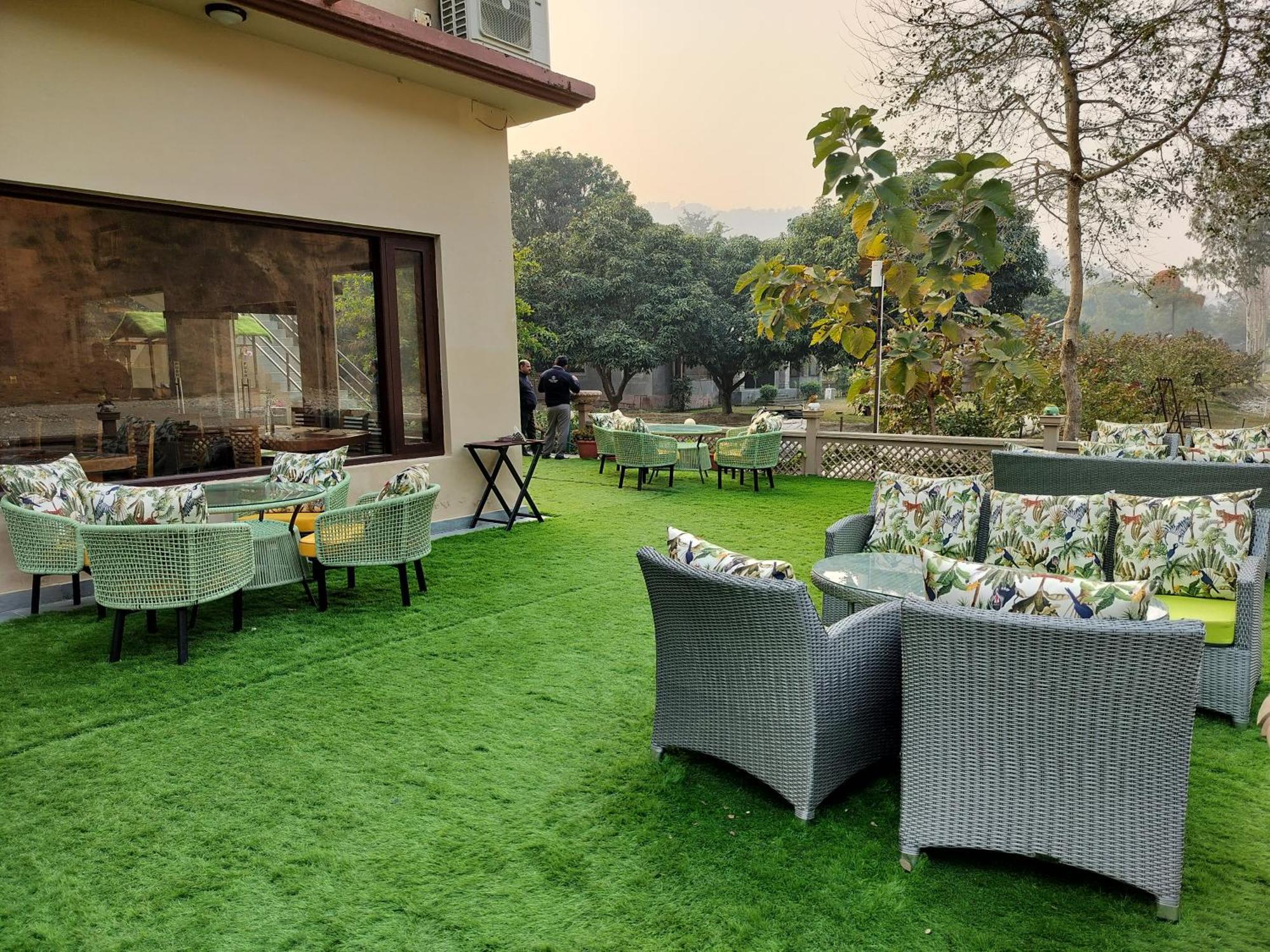 Bel-La Monde Hotel "Riverside" - Jim Corbett Garjia Eksteriør bilde