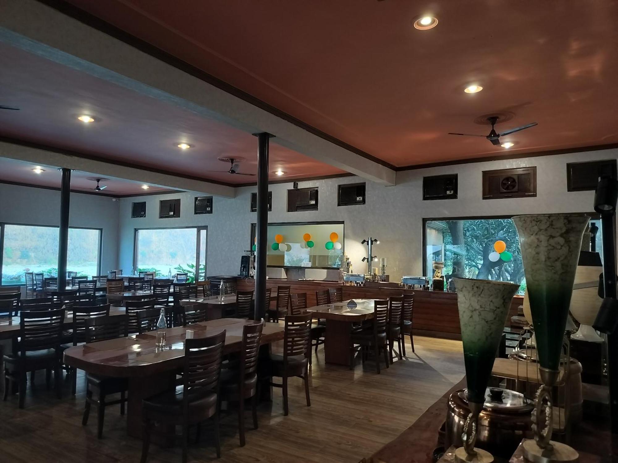 Bel-La Monde Hotel "Riverside" - Jim Corbett Garjia Eksteriør bilde